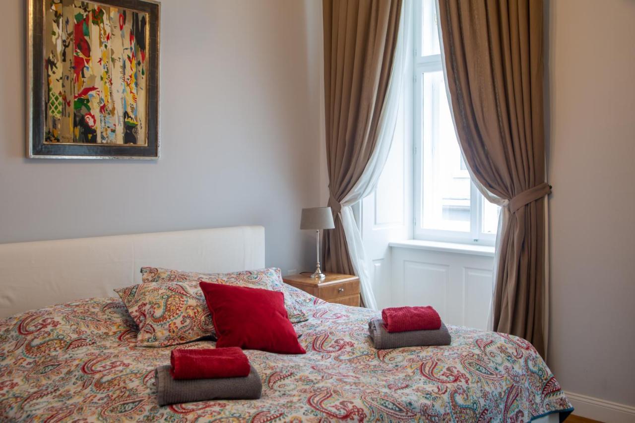 Stilvolles In Zentraler Lage Apartment